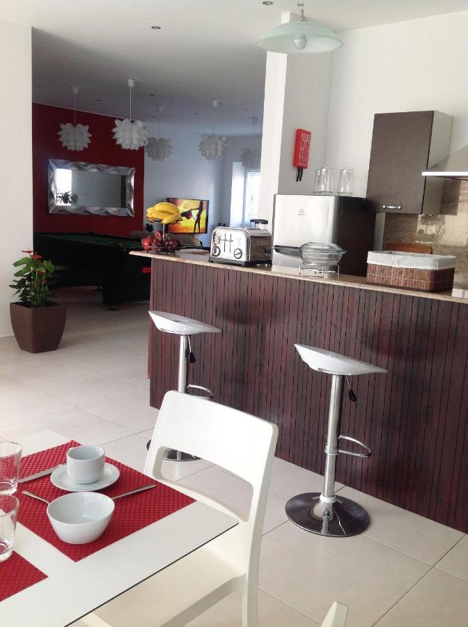 8Villa Saint Julian's Εξωτερικό φωτογραφία