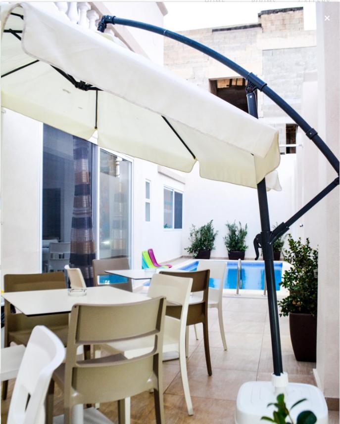 8Villa Saint Julian's Εξωτερικό φωτογραφία