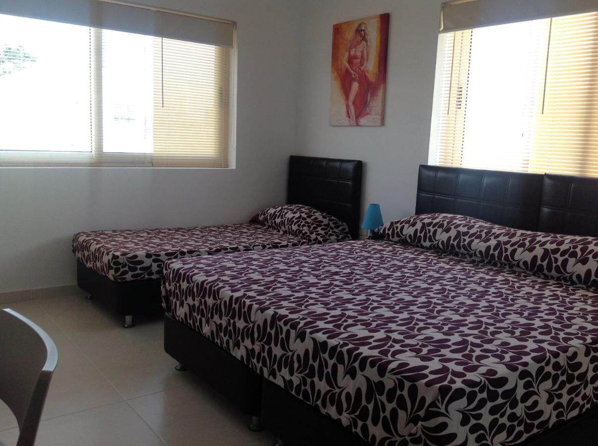 8Villa Saint Julian's Εξωτερικό φωτογραφία